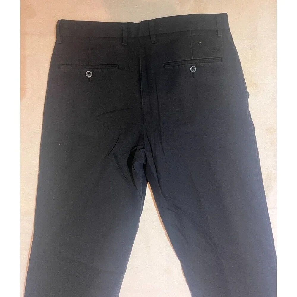 DOCKERS SZ 32 x 32 Black Straight Fit Mens Pants E7